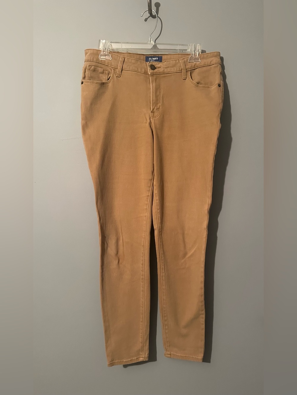 Old Navy Women’s Rockstar Skinny Jeans in Khaki Tan